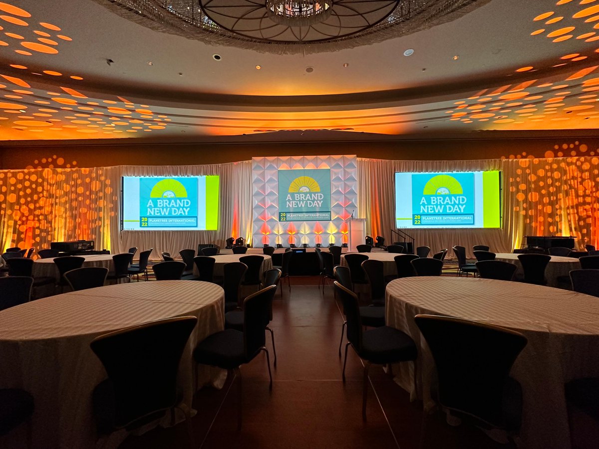 The sun is up on day 2 of the Planetree Conference! Today's general session presentation spotlights Personomics, with Roy Ziegelstein from Johns Hopkins University School of Medicine. You won't want to miss it! Stop by and pick up a day pass!  bit.ly/3NNW6XI #Planetree22