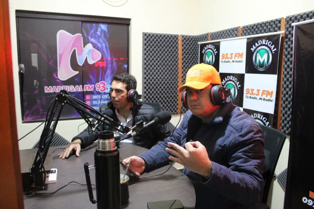 Con el próximo gobernador Marcelo Soto estamos compartiendo en  La mañana madrigal con Alberto Colman , por  Radio Madrigal 93.3 en el distrito de #YHÚ 

#ATodaMaquina