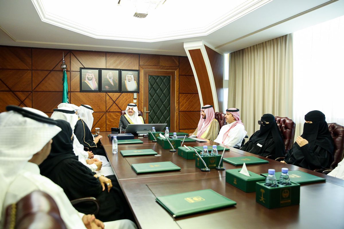 aliabuedlah's tweet photo. تشرفنا اليوم بمباركة أمير المنطقة الشرقية صاحب السمو الملكي #الأمير_سعود_بن_نايف "حفظه الله"
على إطلاق جمعية #نقطة_تحول لتأهيل ذوي الإعاقة البصرية ، واستقباله الكريم لأعضاء المجلس الذي تشرفت برئاسته 
ونسأل الله التوفيق والسداد . https://t.co/Ipwwmt8Zbr