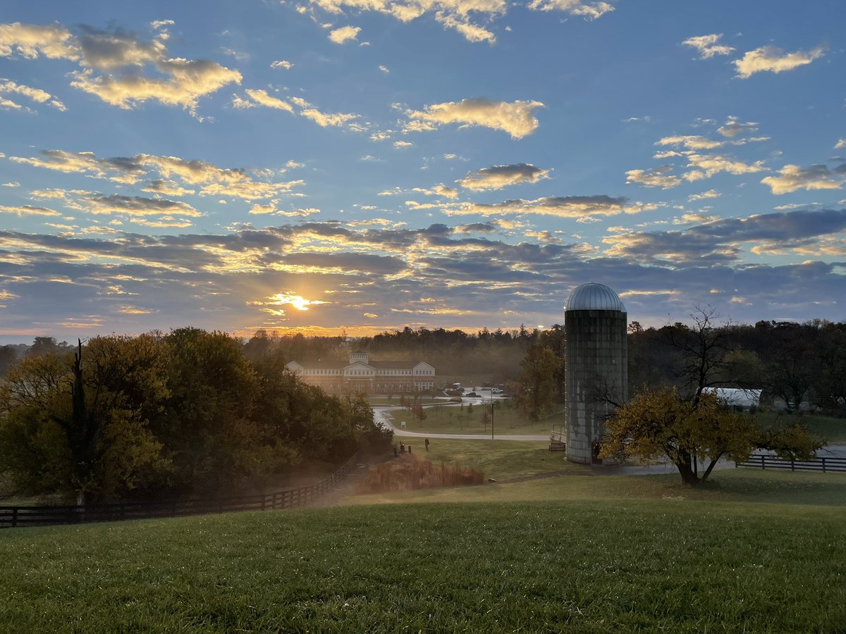 Good morning from Winchester, VA! I am on assignment today featuring fall in the Shenandoah Valley! It will air Monday! ☀️

First stop, Museum of the Shenandoah Valley! <a href="/visitMSV/">Museum of the Shenandoah Valley</a> #msv #shenandoahvalley #Virginia