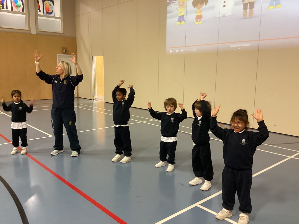 StainesPrepSprt's tweet photo. Reception #StainesPrepRec developing and practising their own dance motifs to an Autumn song today in PE @StainesPrep #Beyourbest https://t.co/NVOeYzLMTb