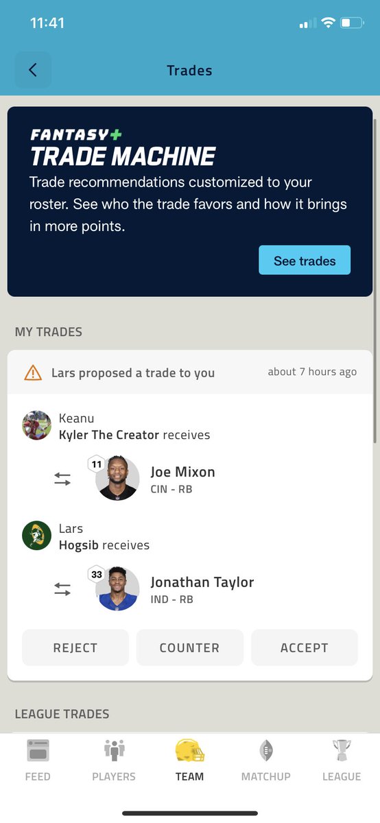 biignuuu's tweet photo. @NFLFantasy Should i do it ? I get mixon https://t.co/VR4NaPdmPU