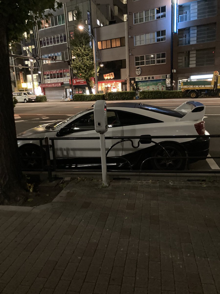 celica_zzt_230's tweet photo. 変わった色したのが居た。 https://t.co/TljtFfl1zR