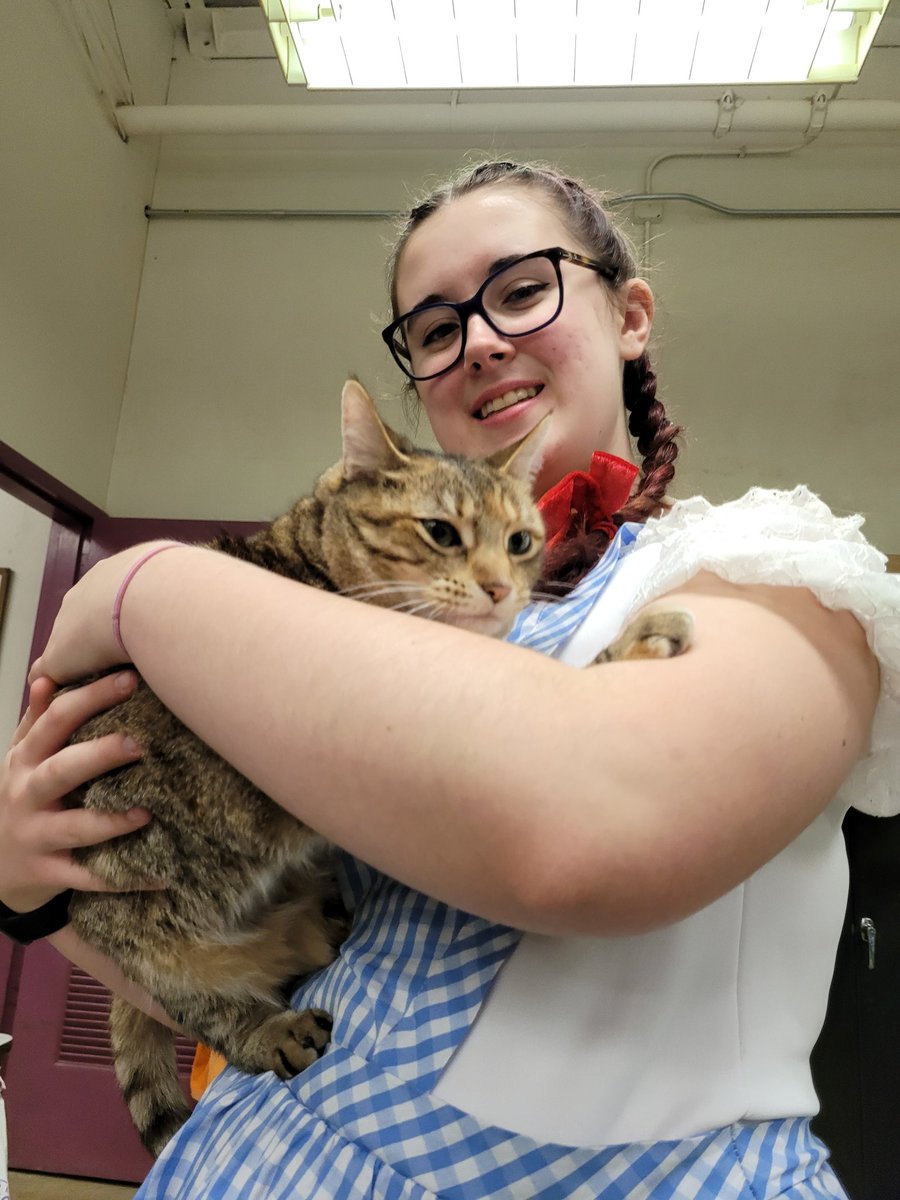 arlingtontechcc's tweet photo. Yesterday's FFA Frieght Fest had such a turnout. Thanks to all who helped out and all who came! #frightfest #Halloween #animals #arlingtontech #arlingtoncareercenter #arlingtonpublicschools #ACC #AT #adorable https://t.co/mahIExEMyK
