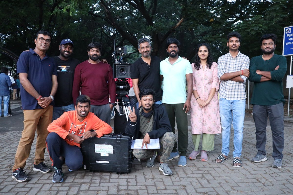PrakashMahadev's tweet photo. #JayamRavi- #Ahamed's ( என்றென்றும் புன்னகை) #Iraivan movie shoot wrapped
Early 2023 release https://t.co/qNCaOsdtYD
