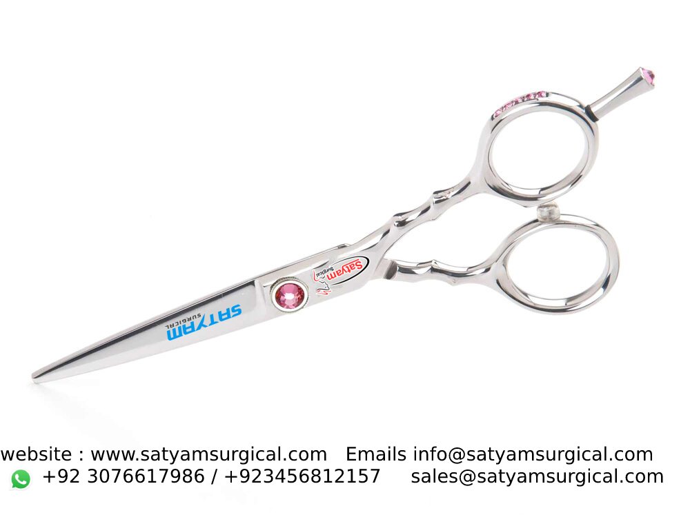 HikeInstruments's tweet image. The Debut Bliss is a beautiful shear that features a spiral handle with pink "diamonds" on top of the finger hole
#barbershopconection #barbersupplystore #tbt #scissors #brand #quality #Service #instruments #scissors #scissorcut #instagram #instagood #instadaily #russia #running