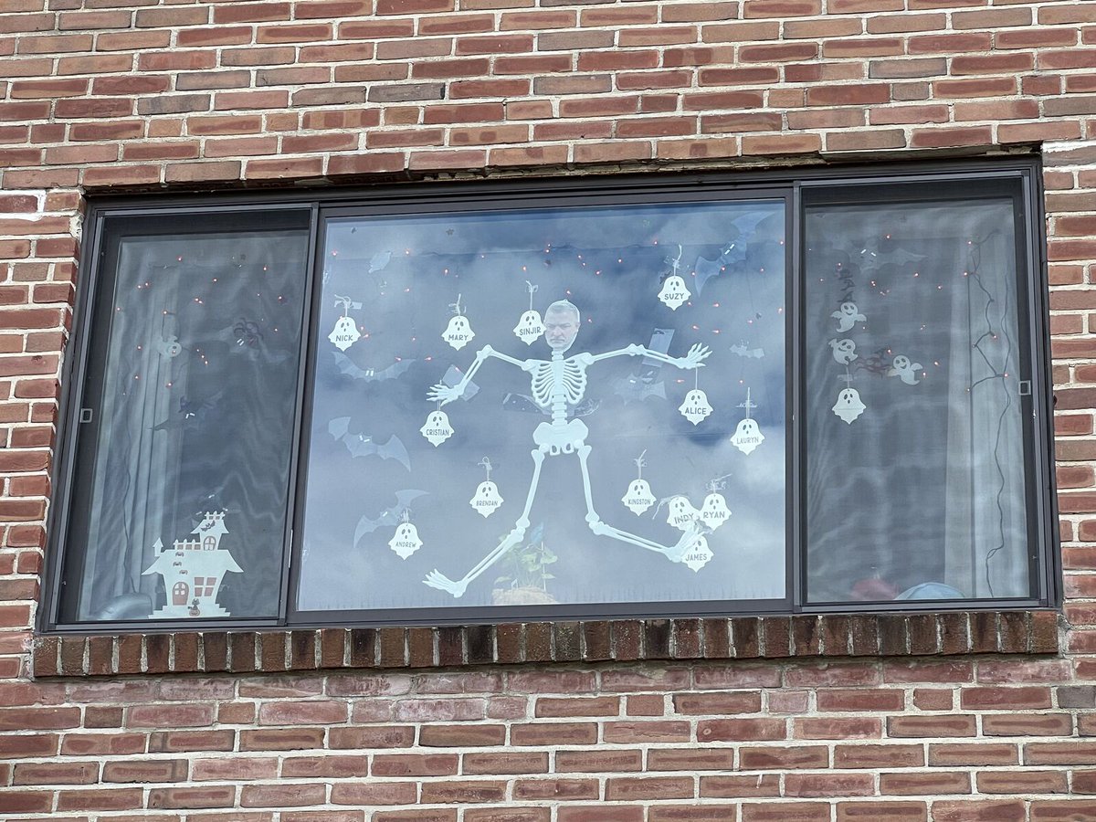 Middle School Fall Activities psqr.io/i32Z4OkYy- via <a href="/ParentSquare/">ParentSquare</a>