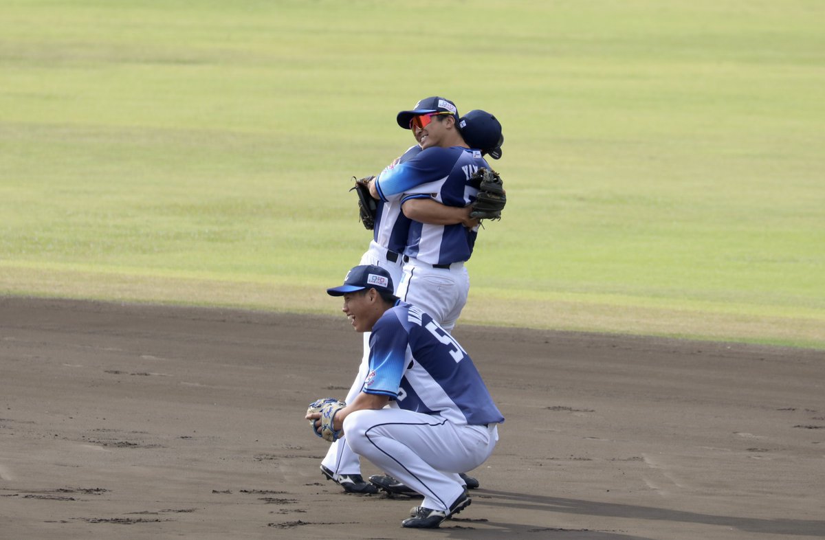 即出荷 埼玉西武ライオンズ 川野涼多 MAJESTICトレーナー フリース
