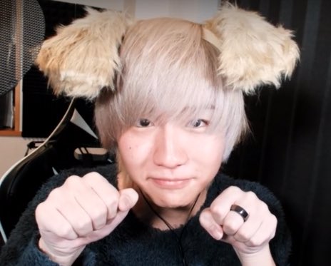 adone_dog's tweet photo. どうも、犬系配信者です🐶
わんわん楽しくゲーム配信してるから見に来てね！
これからもAdoneとぐだてんをよろしくね🦴

 #犬の日
 #Twitch配信
 #配信者好きと繋がりたい https://t.co/bvClo9nxjx