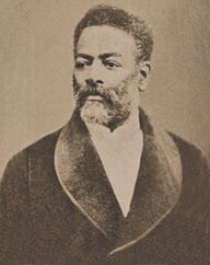 ProenzaColes's tweet image. Luís Gama, Brazilian journalist &amp;amp; lawyer, formerly enslaved, freed more than 1000 Afro-Brazilians for whom he provided legal assistance &amp;amp; raised funds. His mother Luisa Mahin was a key organizer of Brazil’s 1835 Malé revolt, perhaps the largest urban slave revolt in the Americas.