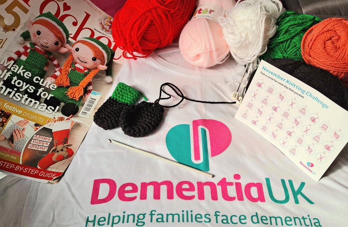 thebookhide's tweet photo. Today is the first day of my #NovemberKnittingChallenge for @DementiaUK
My first project is to complete Holly the Elf, who has been a work in progress for the last few Christmases!🌲
Please see my FB fundraiser for more info and to donate
https://t.co/zqhIUEhwFA https://t.co/t4POwfh0as