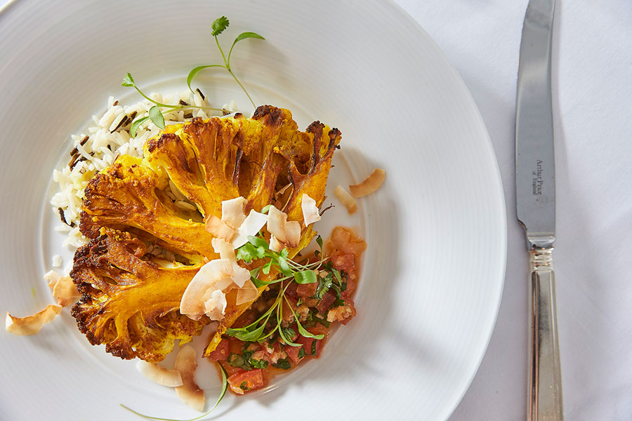 To mark #WorldVeganDay, we're looking back on our Ideas Hub feature with <a href="/LeithsDining/">Leith's Dining</a> on how their menus are changing - and why you might spot more vegetarian and vegan options eicc.co.uk/ideas-hub/the-…