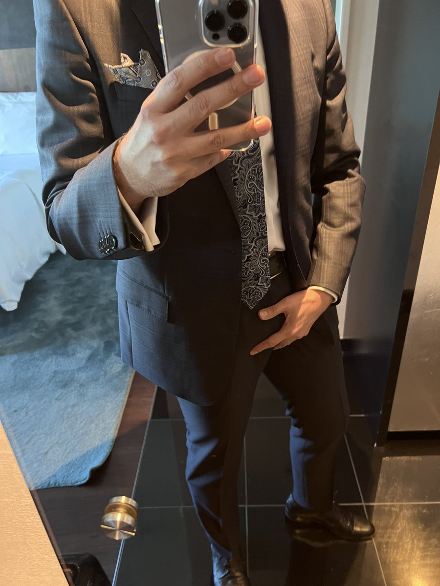 Need to be serviced!                                            ❤️ if you want to get on your knees and suck my cock or                             🔁 if you want to be one of my obedient servants…..