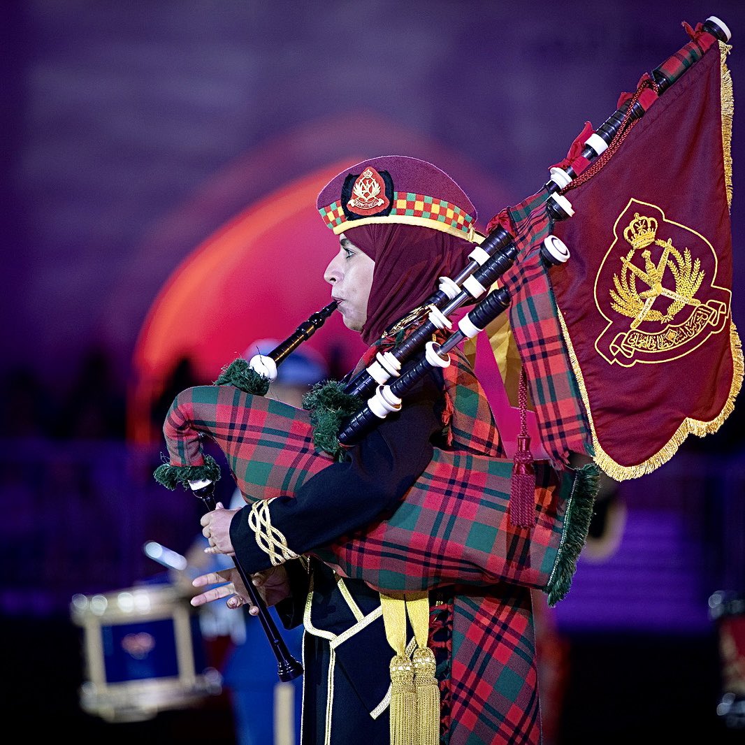 نوفمبر المجيد 🇴🇲 Glorious November