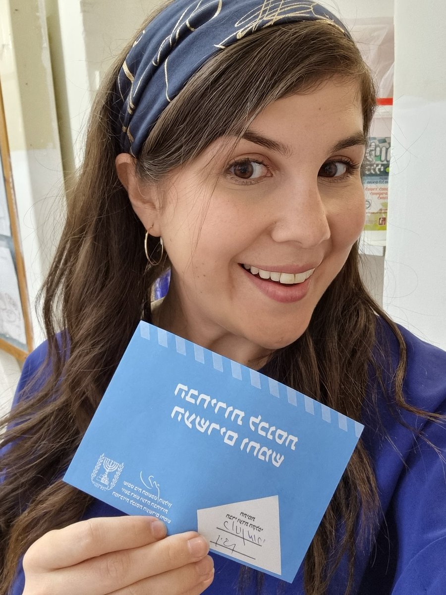 BecaBookman's tweet photo. No day like an election to pop back on Twitter. What'd I miss over here? #Israelex22 https://t.co/QwdlMZnZFn