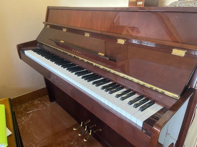 chiquicano's tweet photo. Vendo "Piano vertical Kawai " en #wallapop https://t.co/9Ols7xDbIy https://t.co/t9kUf5qHhH