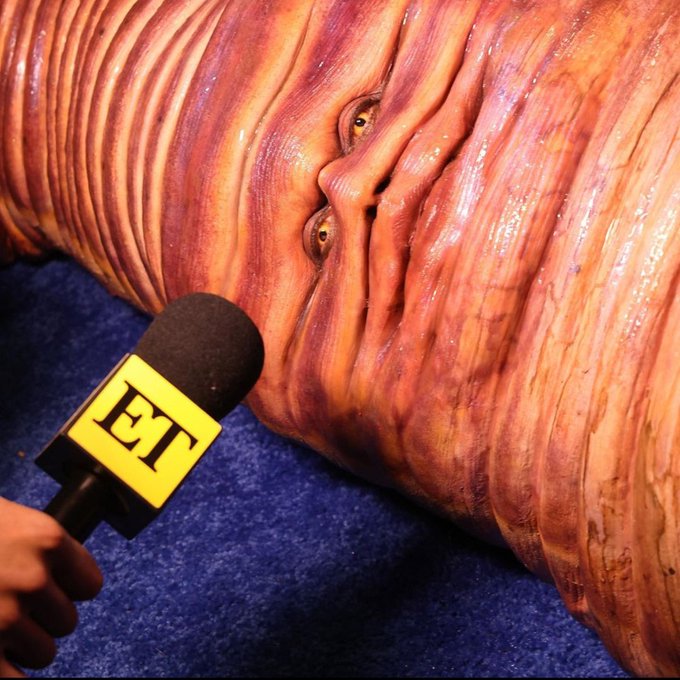 Me in bed at 10pm replying to your horny DMs https://t.co/P31sQLYg9K