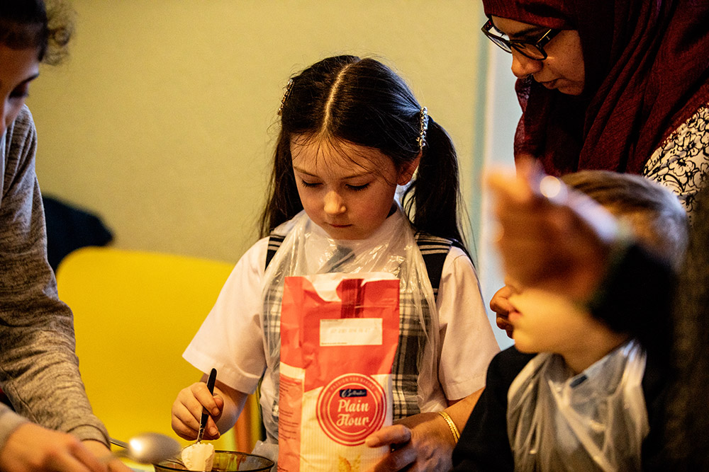 SAfoodforlife's tweet photo. Are you holding a Cook and Share activity in your school, community or at home?
We'd love to see what you're up to - please share photos, videos or stories of your #FFLGetTogether!πΈπ₯π
Tag #CookAndShare and @safoodforlife π
Find out more π
https://t.co/zyNSs0zNb2 https://t.co/6mFKsBlRRo