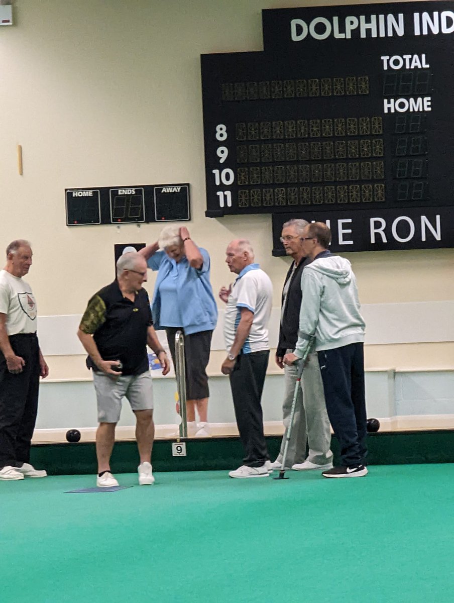A few pictures from the indoor bowls last week.  Thank you for hosting this lovely lot @DolphinIbc!
#bowrabowls #indoorbowls #neurologicaldisorder #stroke #survivors #bowrafoundation #whatsinsidematters #bowrabag #unrelentingpursuitofrecovery #royalmarines #veterans #royalnavy