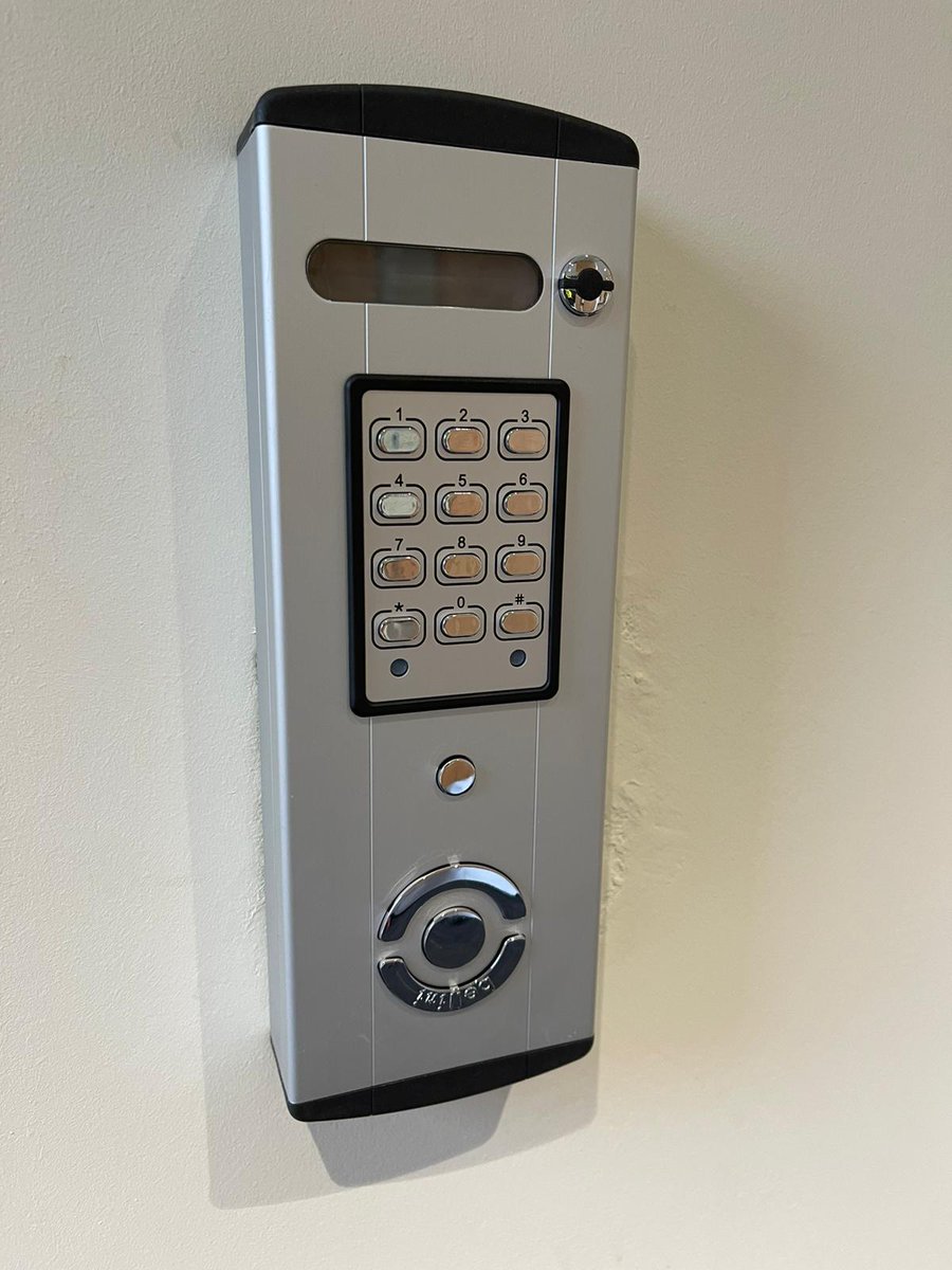 SRFireandSecur1's tweet photo. It has been a busy few weeks here at SR. One of our recent jobs includes CCTV, door entry and intruder alarm installation at First Antrim Presbyterian. 

We offer free, zero-obligation site visits to assess your needs accurately. Get in touch today 👉 https://t.co/nlouCbxtyF https://t.co/Y94l6wAxiq