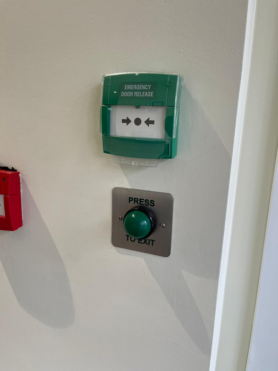 SRFireandSecur1's tweet photo. It has been a busy few weeks here at SR. One of our recent jobs includes CCTV, door entry and intruder alarm installation at First Antrim Presbyterian. 

We offer free, zero-obligation site visits to assess your needs accurately. Get in touch today 👉 https://t.co/nlouCbxtyF https://t.co/Y94l6wAxiq