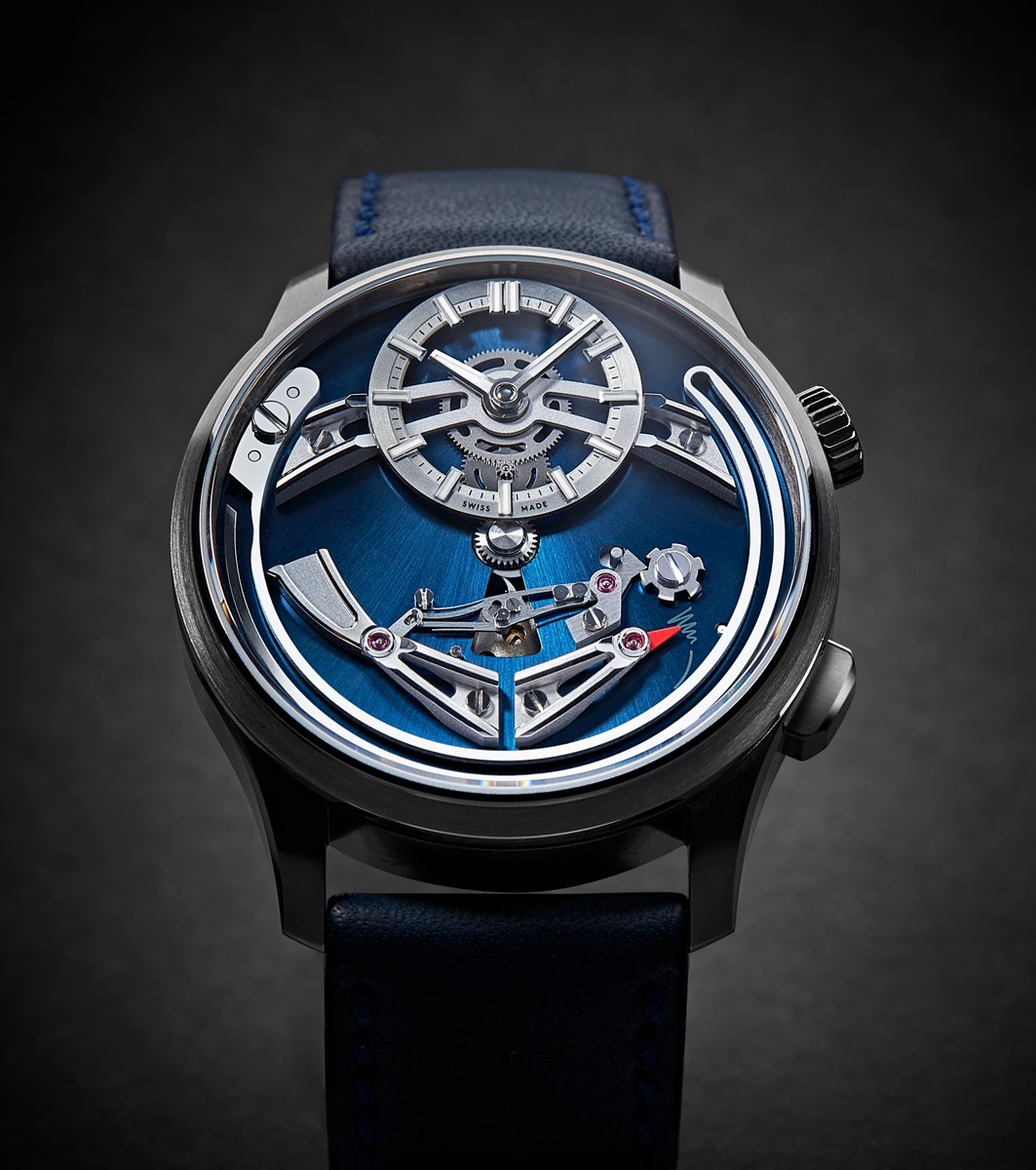 ChrisWardLondon's tweet photo. Introducing the C1 Bel Canto.⁠
⁠
Powered by our new FS01 movement, every 60 minutes a ‘hammer’ strikes a chime to mark the hour - what the Swiss call a ‘Sonnerie au Passage’ complication. 
⁠
Limited to just 300 individually-numbered pieces and available for pre-order now. https://t.co/rytqjnxzy9