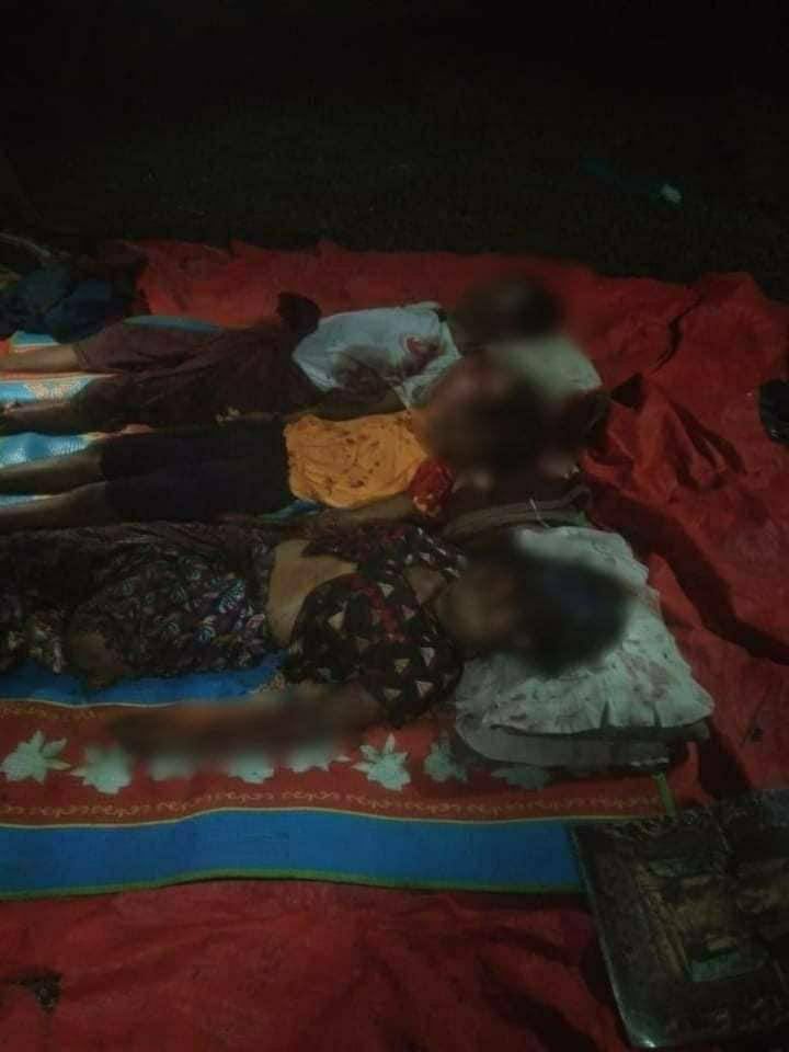 AungZ20's tweet photo. Tw // death The artillery fired by military troops opened in Pisi village, Kyauktaw tsp, Rakhine state last night, resulting in death of 3 family members including a 13 yo child. #2022Nov1Coup #CrimesAgainstHumanity #WhatsHappeningInMyanmar https://t.co/KUaSCMeIyP
