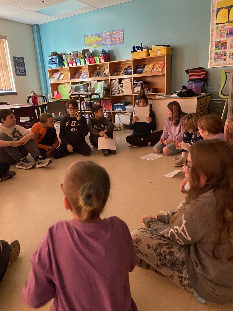 ms_crane's tweet photo. Sharing our spooky stories on Halloween 🎃👻 https://t.co/zyfvDXIo9d