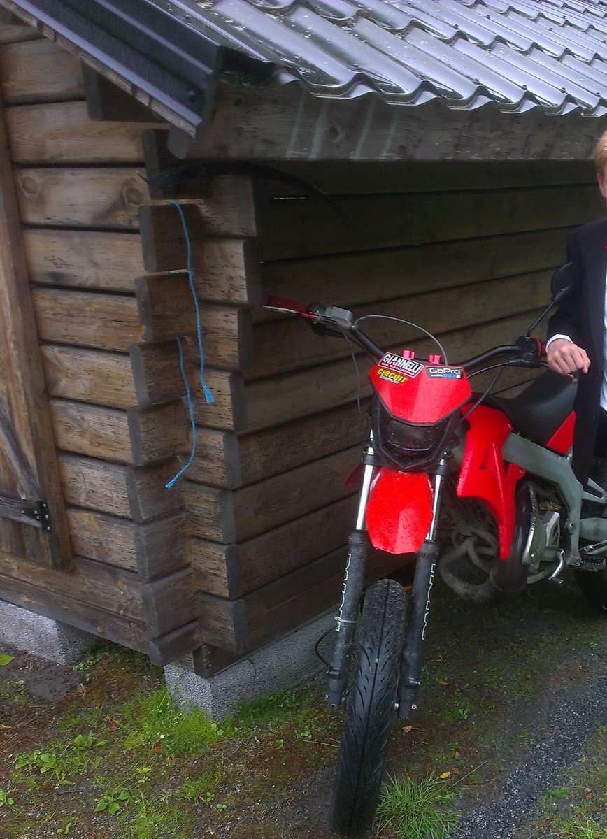 Liikennemelun häiritsevyys sisätiloissa: Kevyiden moottoriajoneuvojen melu keskustoissa ja lähiöissä häiritsee unta yleisemmin kuin autoliikenteen #melu (Turunen A et al.)

#ytp2022 #ympäristöterveys 
Ylituomi T./ <a href="/THLorg/">THL</a>