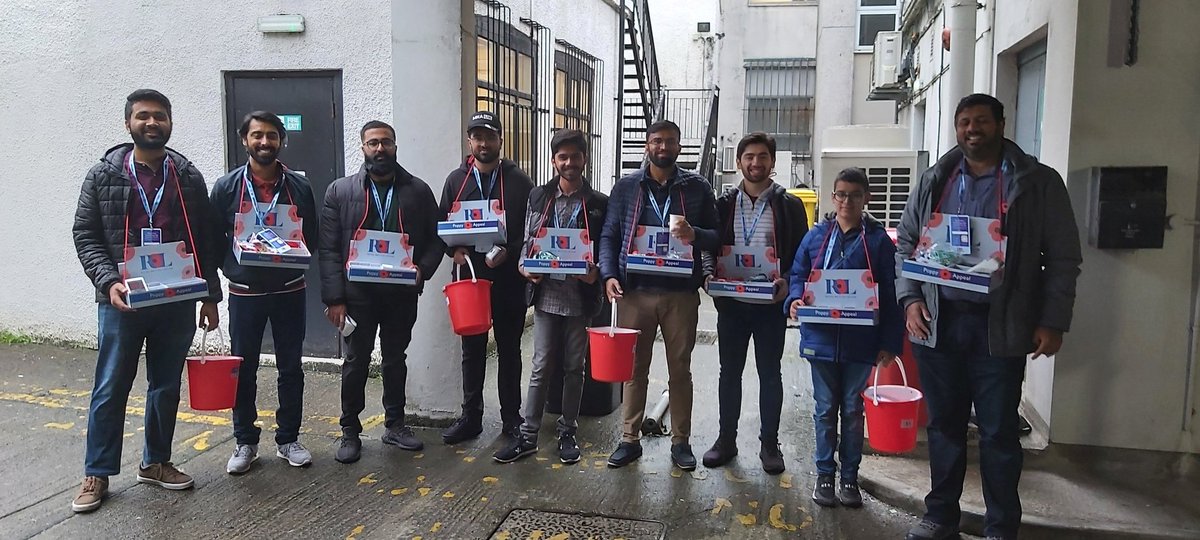 Region_SW's tweet photo. AMYA South West helping @PoppyLegion in Cardiff https://t.co/YbtN8zaZ2c
