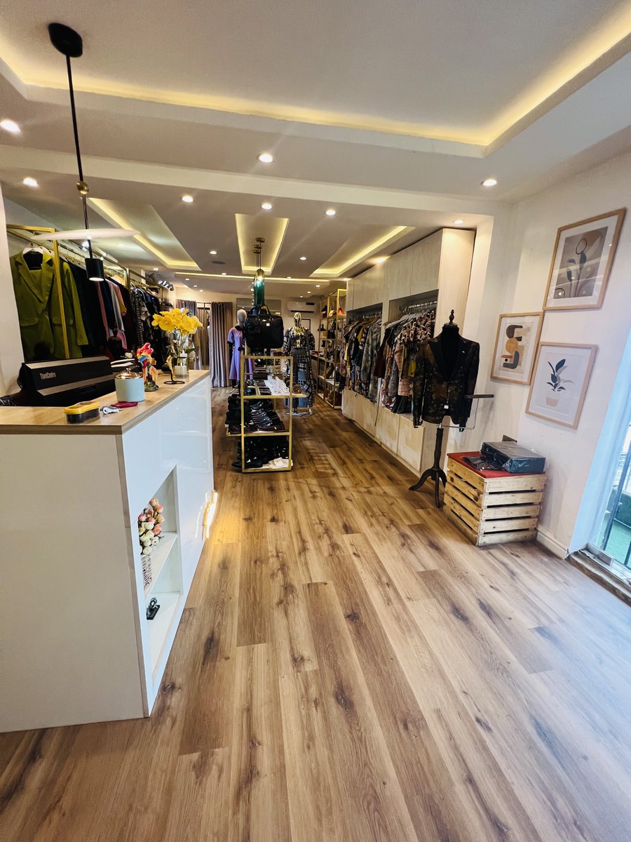 Fel_Steve's tweet image. Hello, I’m Felix Steve😊
I run @houseoffelsteve. A unisex fashion brand that caters to all your fashion needs from top to bottom.
@debayusnigltd_ for your building materials such as iron rods, cement, BRC.
Kindly follow, patronize and refer. We’re tested and trusted, thank you