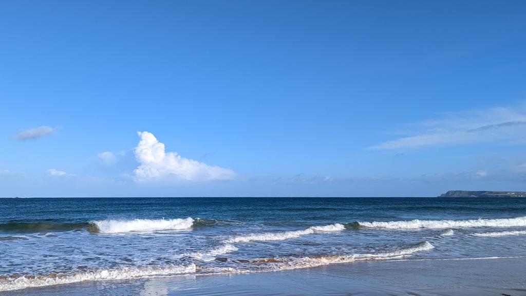 ryangadams's tweet photo. Love the sea. https://t.co/bXFAF3lJFC
