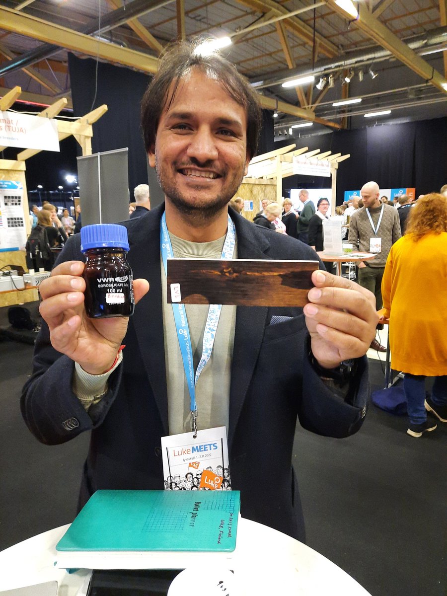 JohannaBuchert's tweet photo. Anuj Kumar explaining research on wood based bioglues  at #LukeMeets @LukeFinland https://t.co/QG74lbnlht