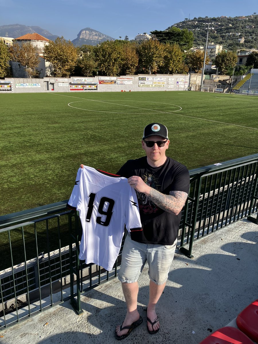 Craig Meechan tweet media
