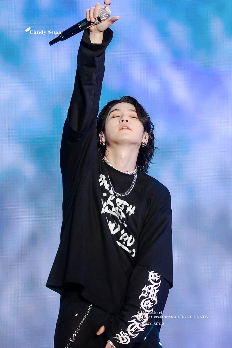 candySUGA309's tweet photo. [HQ] 221015 YET TO COME in BUSAN

#SUGA #슈가 #민윤기
#BTS #방탄소년단 @BTS_twt https://t.co/MEwzaCSO6B