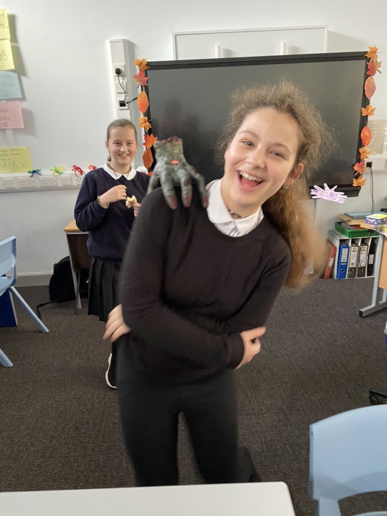 ISPPerthAcademy's tweet photo. Apple dooking, doughnut eating and general fun! https://t.co/cJ0gf11889