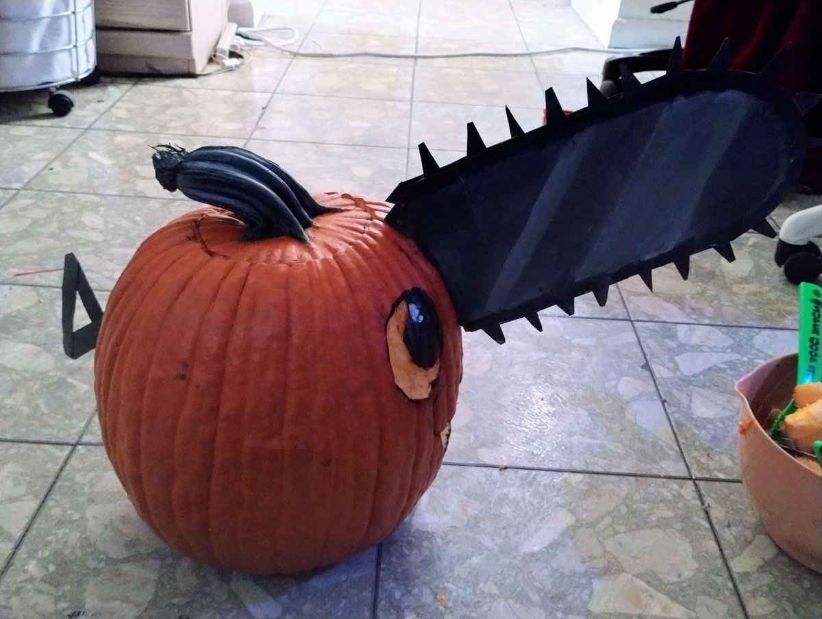 TenderToby's tweet photo. AAAAAGH FUCKING POCHITA PUMPKIN!!! #HappyHalloween #pochita #chainsawman https://t.co/E47T4RowsS