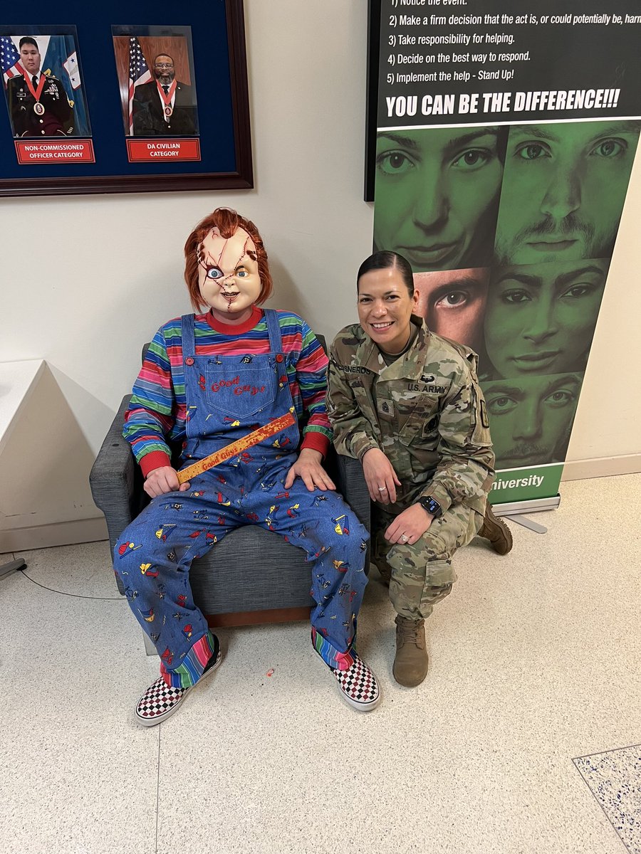 alu_lncoa's tweet photo. We at the #LNCOA hope everyone had a fun and safe #Halloween like our Students and Cadre did at our Monsters University
#leadtotrain #leadtotrain #NCOsMakeItHappen @ArmyFortLee @SCoE_CASCOM https://t.co/pMZojITKbY