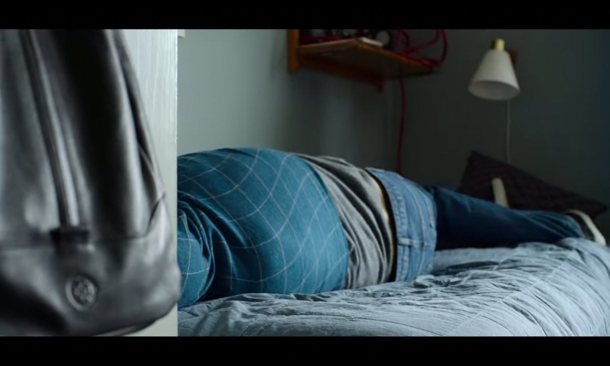 Un problema tras otro, ya déjenlo descansar, solo tiene 16...

#YoungRoyals2 #YoungRoyals