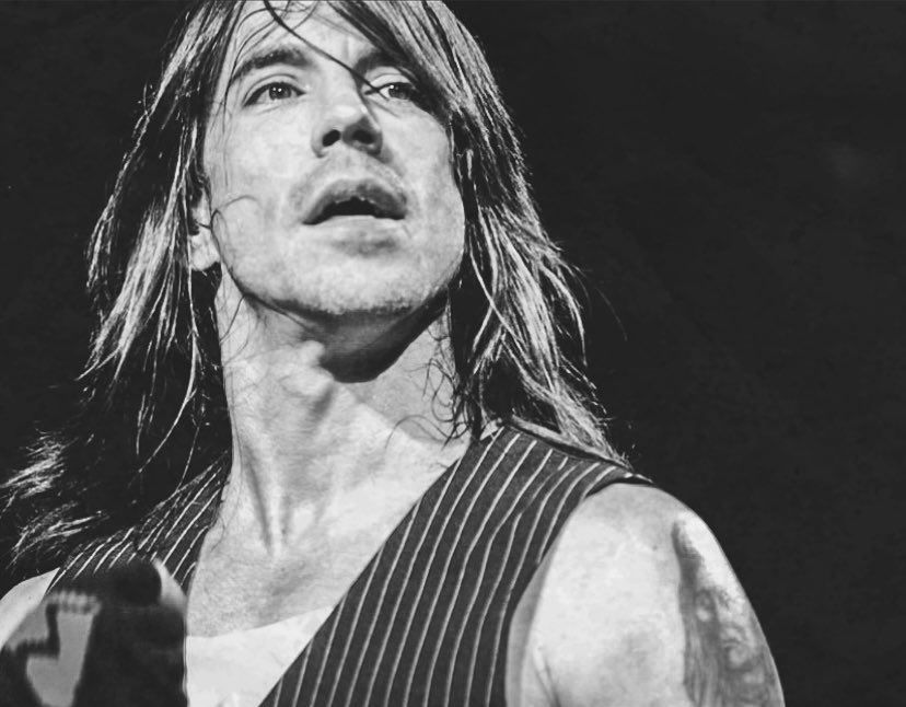 Happy Birthday to the ultimate frontman, Anthony Kiedis  I love you so much!       