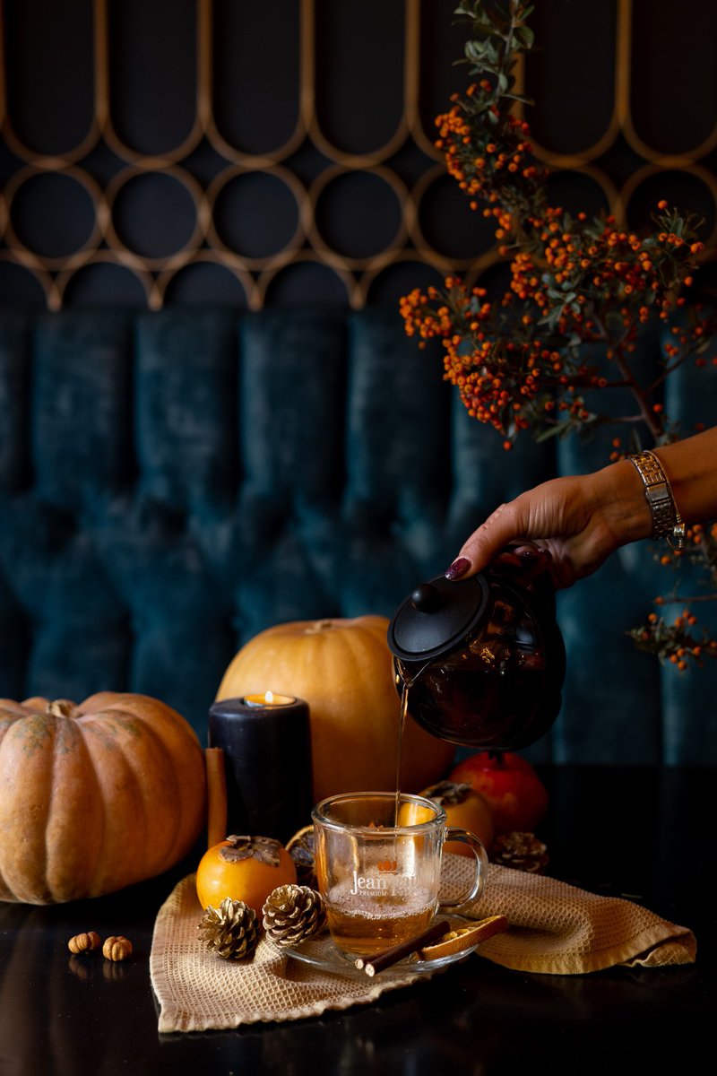 bigbabool's tweet photo. Tea time 🕗 #photography #Autumn #November1st https://t.co/5oOZjiKURx