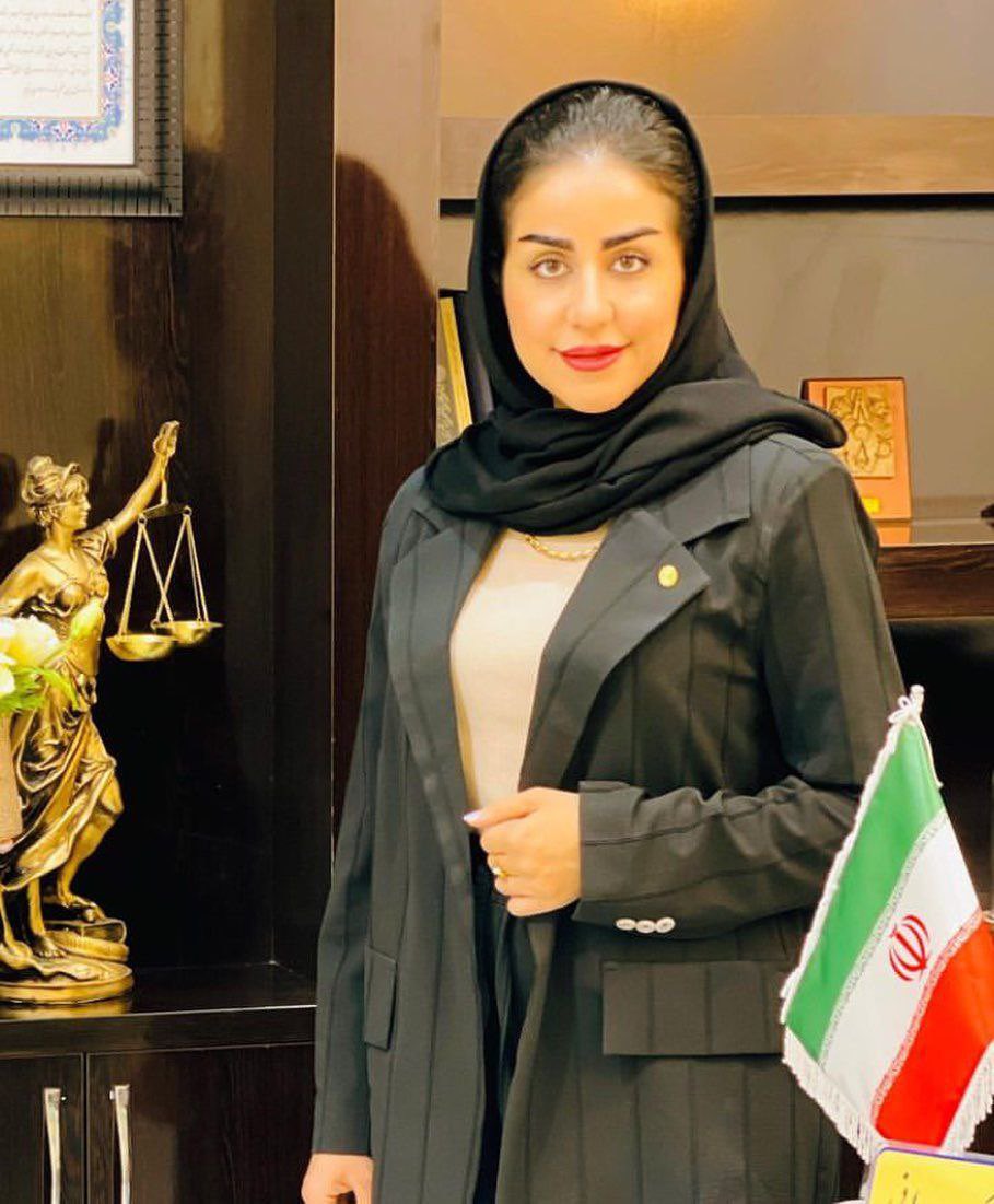 Maître Negin KIANI a été arrêtée par le régime de la république islamique. 
#MahsaAmini