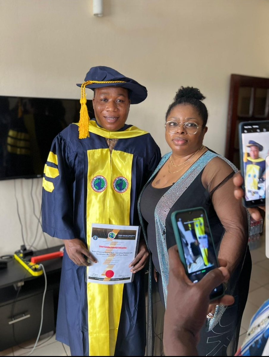 uk_ilana's tweet photo. Chief Sunday Adéníyì Adéyemo Igbòho Òsha has been honored with a doctorates degree in war conflict and peace study! We at #uk_ilana join millions of other #Yoruba people to rejoice with you.🌷❤🌸🙏🏼👏👏👏.
Congratulations Akoni Oòduà.
#Yorubanation #Nogoingback #Selfdetermination https://t.co/QbiFGBgBaA