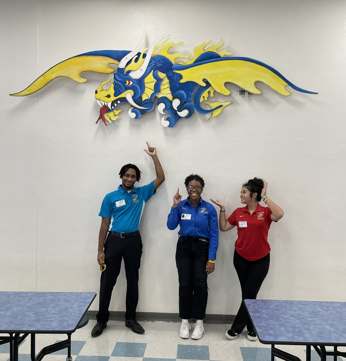 Congratulations to <a href="/HCPSMarshallMS/">Marshall Middle Magnet IB World Community School</a> for becoming a fully authorized IB world school! And thank you for having us during your lunch today! Go dragons! 🐉 <a href="/tampajhs/">TampaJHS</a> <a href="/SDHCMagnet/">HCPS Magnet Schools and Programs</a> @JHS_Principal <a href="/HillsboroughSch/">Hillsborough Schools</a>