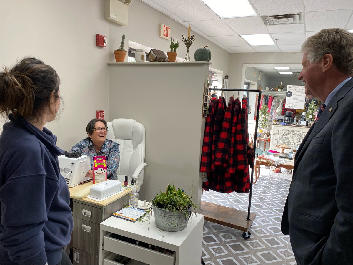 Governor Dan McKee tweet media