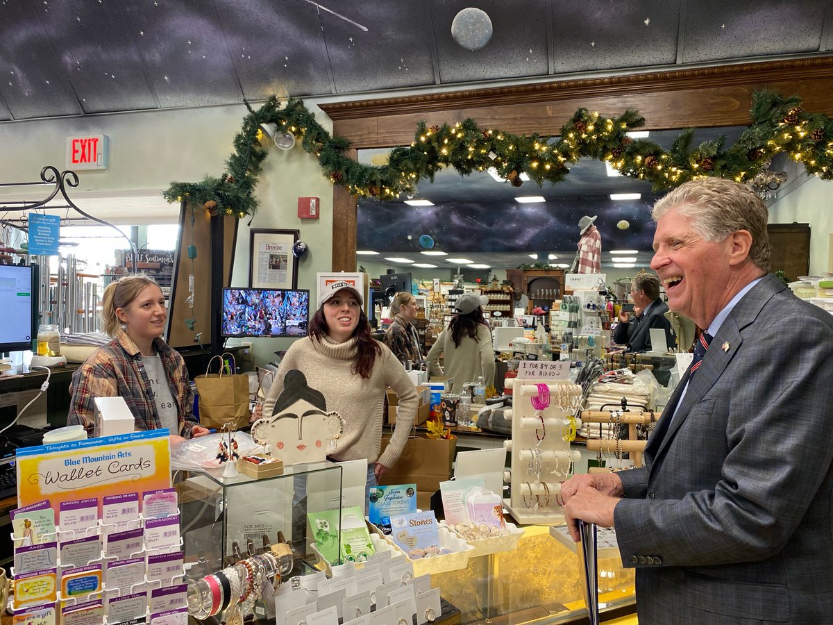 Governor Dan McKee tweet media