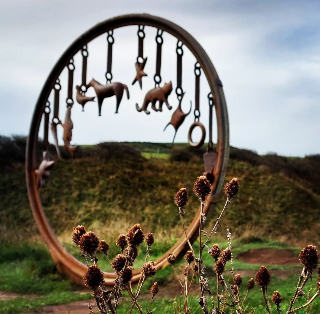 snazzle_pants's tweet photo. Fave four from today.
The Charm Bracelet, Huntcliff, Saltburn.
#favefour #thecharmbracelet @ClevelandWayNT
@NationalTrails https://t.co/wOXT4J1ALY
