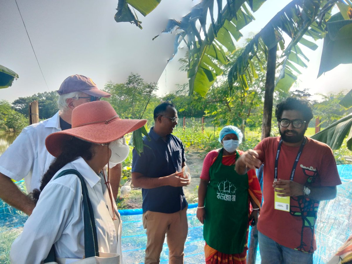 Kaushikkumard15's tweet photo. Explaining how the southern people of Bangladesh deal with climate change using their local and traditional knowledge.
@gylctweets @SohanBMYP @ejajahmad
#GYCS2022 #cop27egypt https://t.co/7A8oXv66Xu
