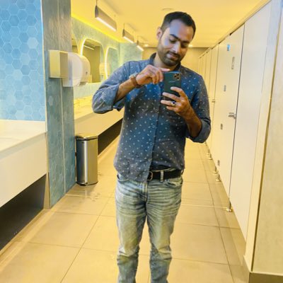 Viky_ChEeMa's tweet photo. #NewProfilePic https://t.co/bIYDh1mGF8