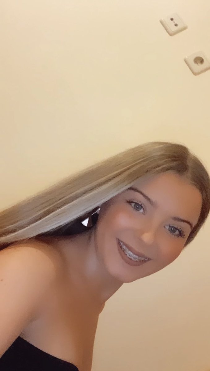 𝙻𝚊𝚛𝚊 (@laracoelhooo) on Twitter photo 